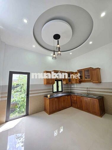NHÀ 2 LẦU RỘNG RÃI - LIÊN TỔ 1-2 NGUYỄN VĂN CỪ