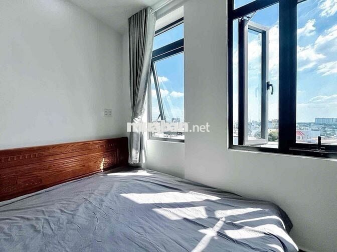 PHÒNG FULL NỘI THẤT SIÊU THOÁNG CÁCH HUIT CHỈ 10P ĐI XE
