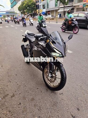 CBR150 siêu mới 6000km Mới tinh,trả góp trc 10tr