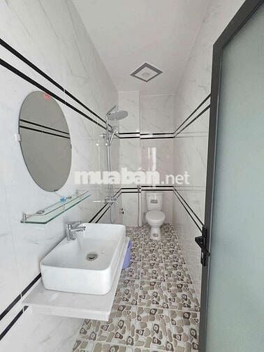NHÀ 2 LẦU RỘNG RÃI - LIÊN TỔ 1-2 NGUYỄN VĂN CỪ