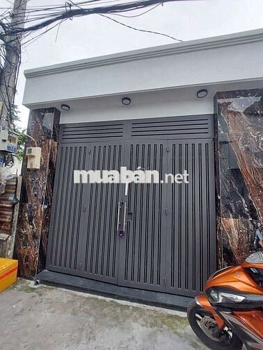 Bán nhà dt 4x18, hẻm xe hơi sát Hiệp Thành City.