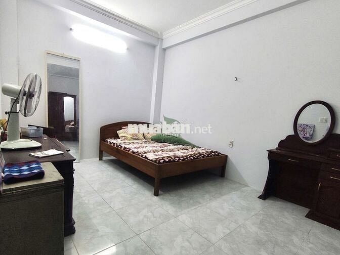 CHO THUÊ NHÀ 5 PHÒNG NGỦ CÓ NỘI THẤT GẦN BẾN XE PHÍA BẮC GIÁ 10.5 TR