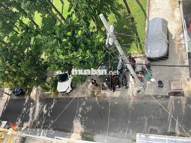 🏦 Nhà mới đẹp nC nup hẻm đường số 5 P17