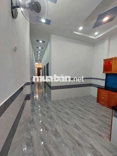 Bán nhà dt 4x18, hẻm xe hơi sát Hiệp Thành City.