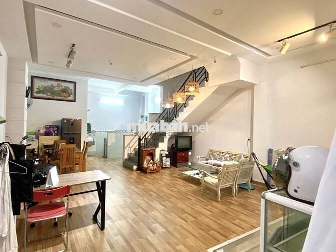 CHO THUÊ NHÀ 5 PHÒNG NGỦ CÓ NỘI THẤT GẦN BẾN XE PHÍA BẮC GIÁ 10.5 TR
