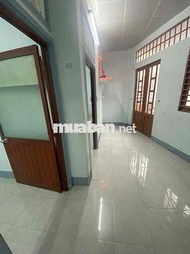 nhà mtkd 9x6m tỉnh lo 10 . 3pn 8 triệu / tháng