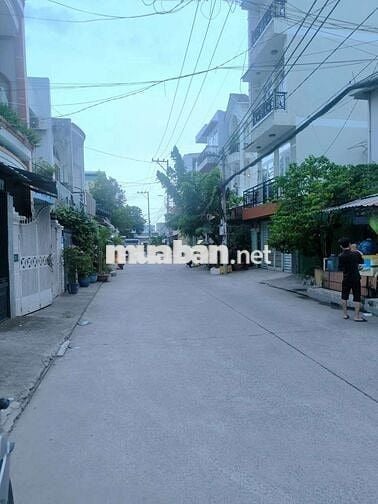 Bán nhà góc 2 mặt tiền HXH, Lý Phục Man, P.Bình Thuận, Quận 7