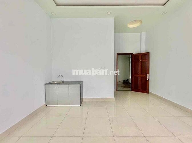 Cho thuê phòng trọ mới xây ngay tại KTX khu B