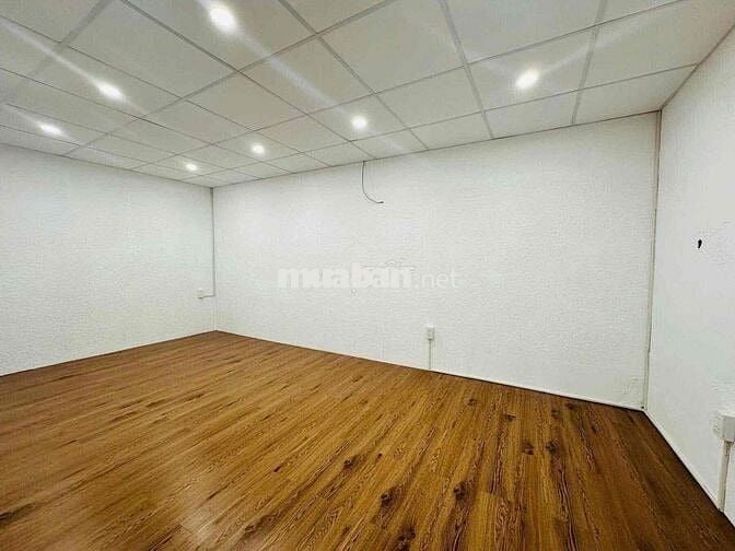 BÁN NHÀ DIỆN TÍCH LỚN ĐƯỜNG NGUYỄN PHƯỚC NGUYÊN
