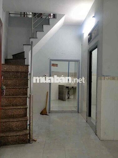 nhà mtkd 9x6m tỉnh lo 10 . 3pn 8 triệu / tháng