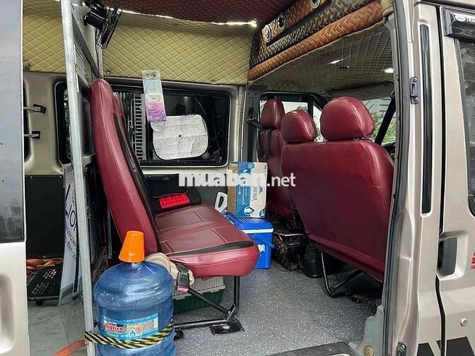 Ford Transit van 6 nghế 900kg 2010 xe rất đẹp