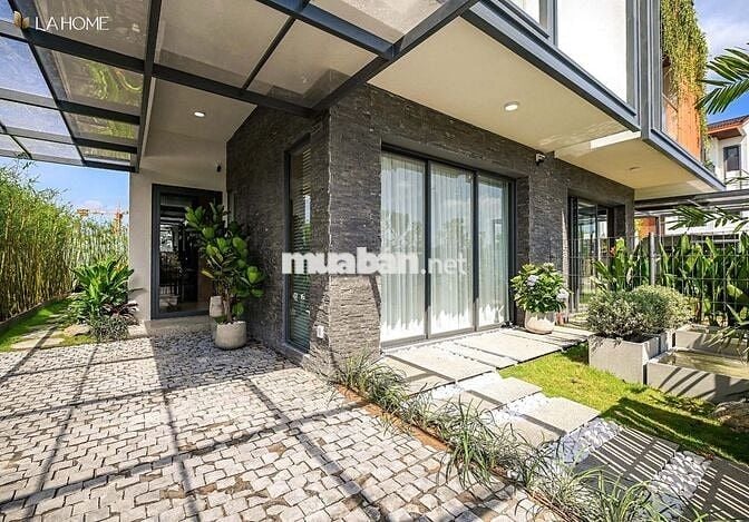 Biệt thự khu đô thị sinh thái cách Sài Gòn 15 phút