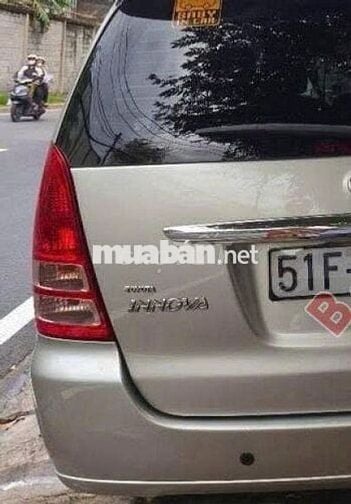 Toyota Innova G 2008 màu ghi bền bỉ