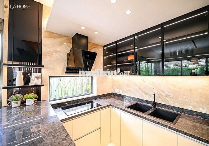 Biệt thự khu đô thị sinh thái cách Sài Gòn 15 phút