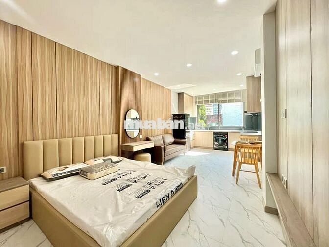 CHDV QUẬN 1 ĐẦY ĐỦ NỘI THẤT - AN NINH - BAN CÔNG THOÁNG- GIÁ SIÊU RẺ