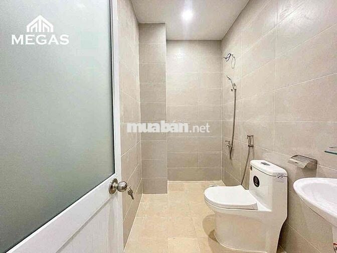 CHO THUÊ CĂN HỘ MINI MỚI TOANH NGAY TRẦN HƯNG ĐẠO FULL NỘI THẤT GIÁ RẺ