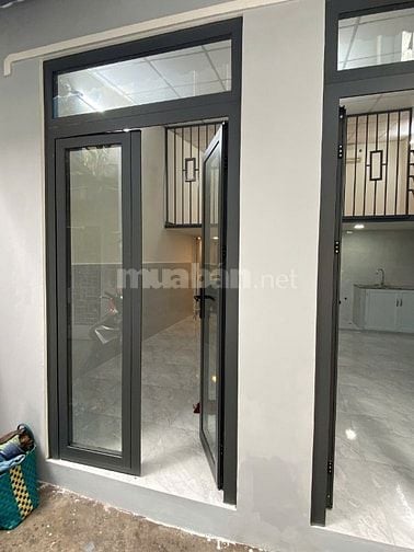 Giảm giá 100tr, chính chủ cần bán nhà CMT8 quận 3