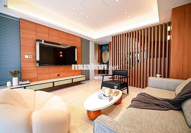 Biệt thự khu đô thị sinh thái cách Sài Gòn 15 phút