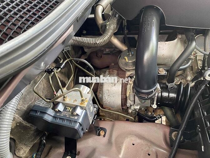 Isuzu Dmax 2017 LS 2.5 4x2 MT - 140000 km