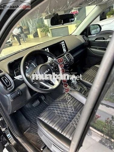 Kia Sonet Deluxe 1.5 AT 2025