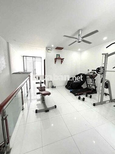 CHO THUÊ NHÀ TRỆT 2 LẦU FULL NỘI THẤT KDC HỒNG LOAN