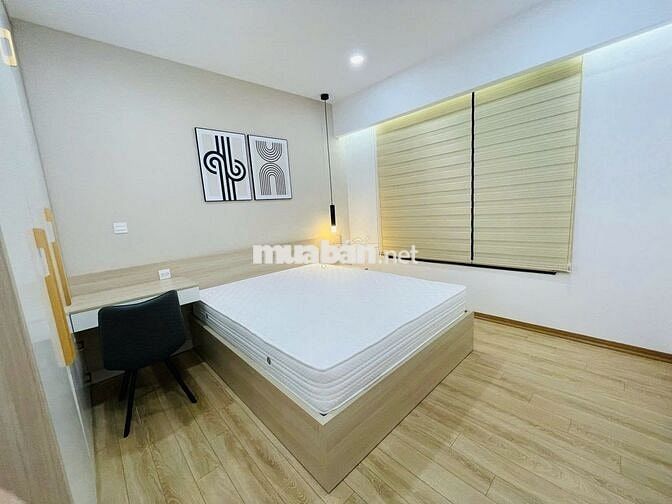 Hot - Bonanza - Cầu Giấy BC Đông Nam 100m2 3PN full đồ đẹp giá 19tr/th