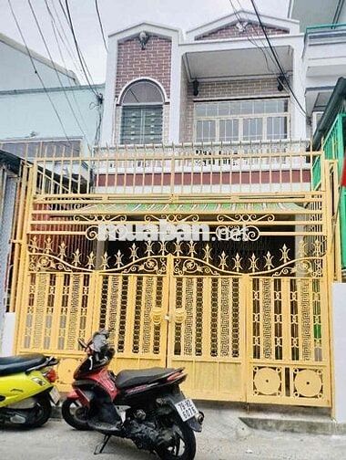 cho thuê nhà mặt tiền đường ô tô, trung tâm tp Nha Trang.