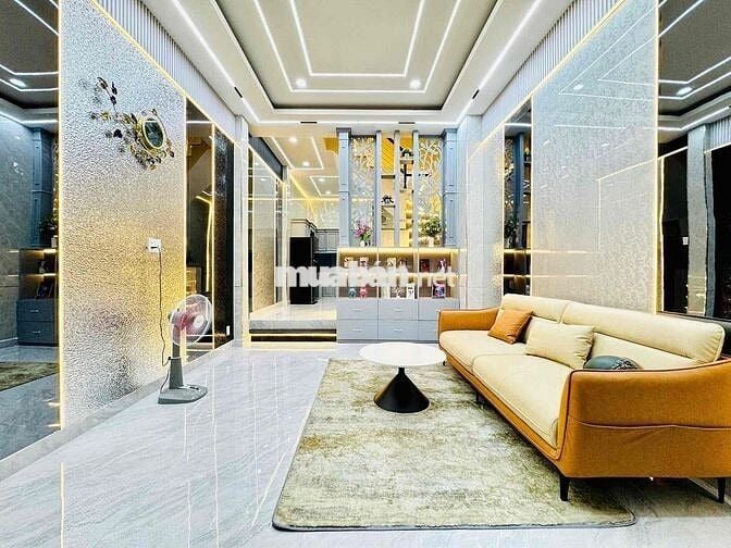 Chính chủ cần bán nhà đường Lý Nam Đế, Quận 11. Giá 4Tỷ780/ 4m x 13m.