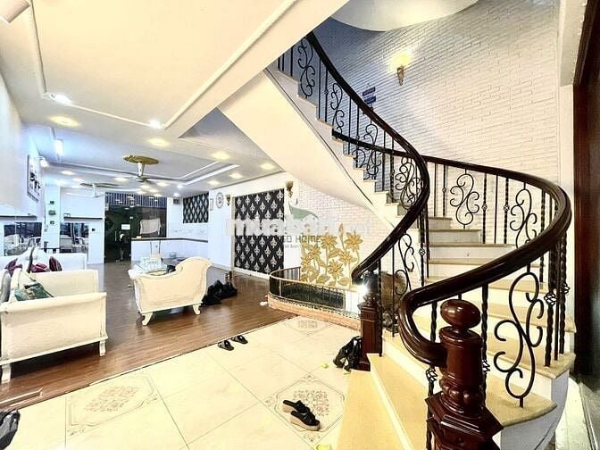 NHÀ Ở KINH DOANH 4 TẦNG KHU HÀ QUANG GIÁ 25 TRIỆU/THÁNG.