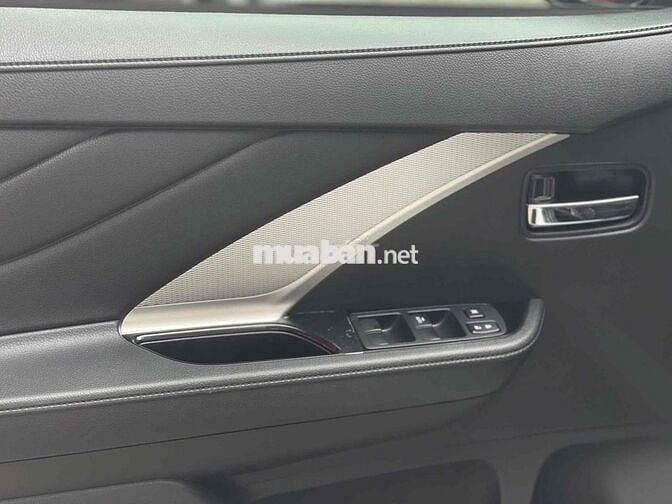 Mitsubishi Xpander Cross 2021 AT - 2000 km