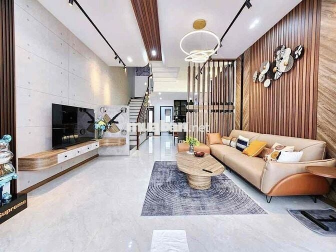 Bán nhà mặt hẻm nằm giữ chợ Bình Điền và Chợ Hưng Long Chỉ 8p đi xe