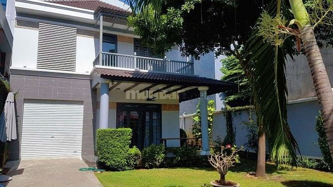 Biệt thự sân vườn VIP Thảo Điền – 308m², hợp đồng thuê 2.500 USD/tháng