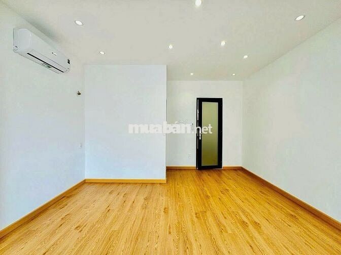 SIÊU PHẨM MỚI CHO THUÊ LẦN ĐẦU - 78C Út Tịch, P4, TB - DTSD 240m2
