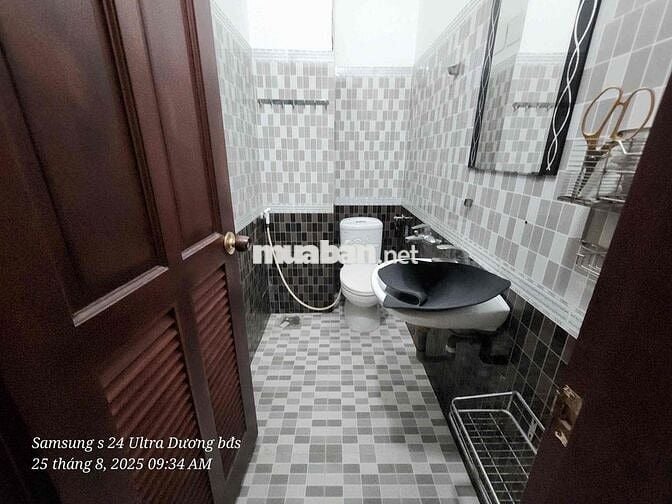 Nhà LÊ VĂN QUỚI [4x16, 2lầu, 4pn, 3toilet] 12tr/tháng