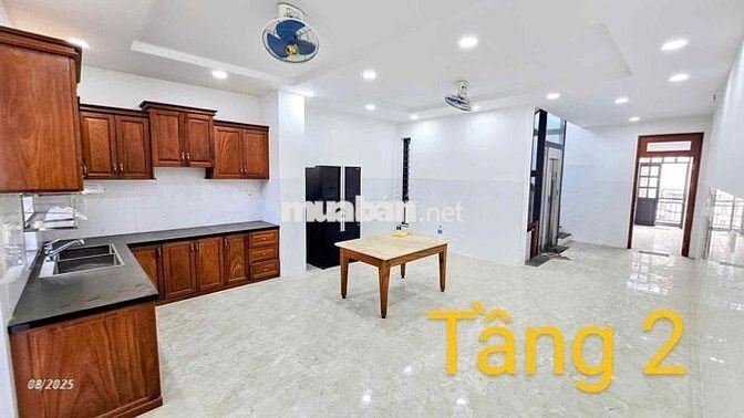 Bán căn văn phòng co thuê cực ngon đường 2 ô tô ra QL 2 phút nhà ngon