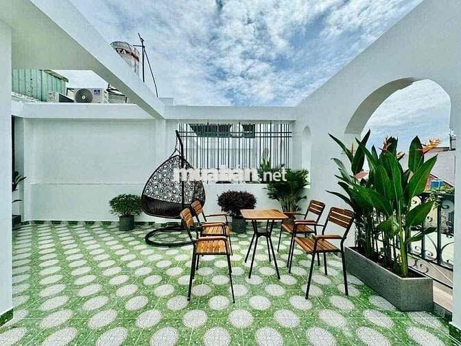 CHO THUÊ NHÀ MỚI TINH FULL NT 4PN WC TRONG PHÒNG QUANG TRUNG P8 GV