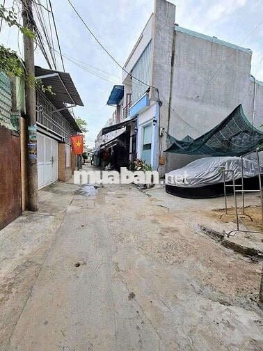 Bán nhà 114m2 có sân ô tô kiêt Tôn Đản