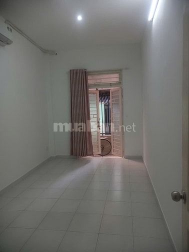 Cho nữ thuê phòng 25/16 Nguyễn Công Hoan, P.7, Q.Phú Nhuận