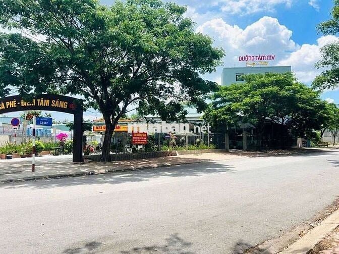 Ngộp Mặt tiền kinh doanh 1 trệt 4 lầu đã hoàn công