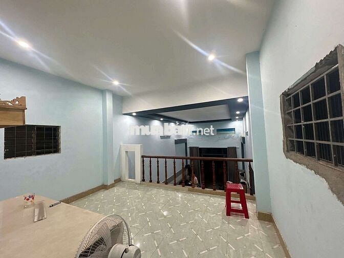 Bán nhà 114m2 có sân ô tô kiêt Tôn Đản