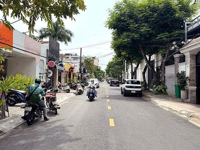 Bán nhà Thảo Điền, Lê Văn Miến, 150m², đang kinh doanh, giá 60 tỷ 