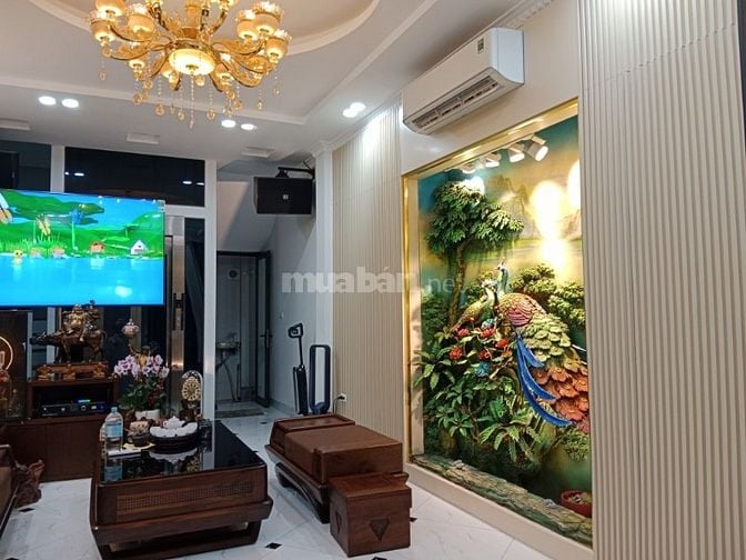 Nhà Đẹp Ngõ Ô TÔ Tân Mai, Hoàng Mai 36m, 5 tầng, mt 4.4m, giá 9.98 tỷ.