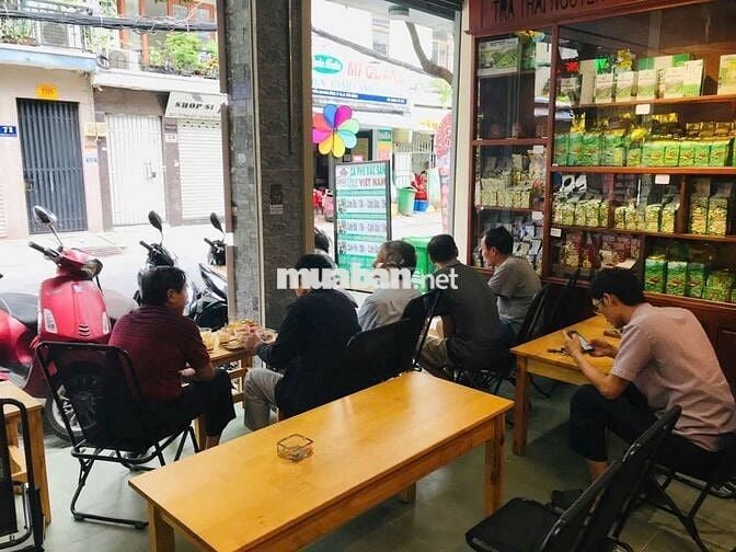 Cần sang lại Quán cà phê Salavina (đang hoạt động bình thường)