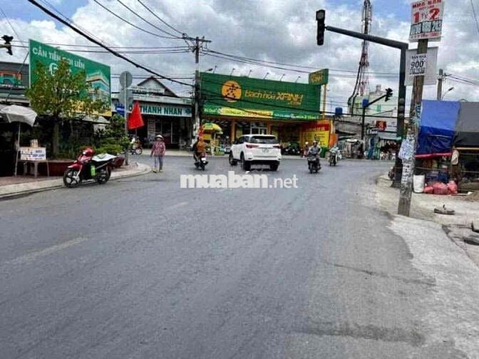 Mắc nợ ngân hàng cần bán gấp miếng đất 450m2