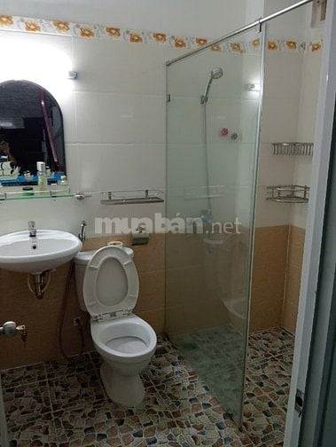 Cho thuê nhà hẽm 81/ đường Hồ Văn Huê, Phường 09, Quận Phú Nhuận (cũ)