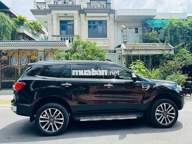 EVEREST 2.0l TITANIUM 1C_2019
