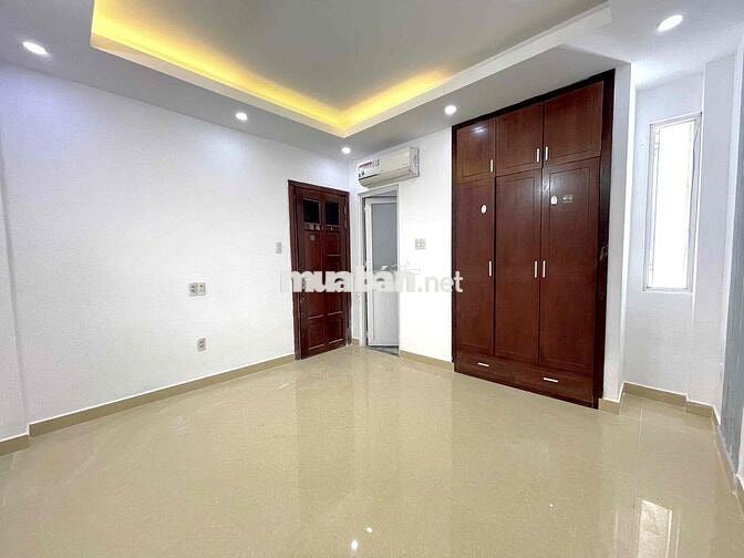💥KHAI TRƯƠNG CH STUDIO - BAN CÔNG, CỬA SỔ, FULL NT - ĐẠI HỌC VĂN LANG