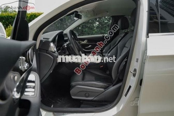 Mercedes Benz GLC 200 2022