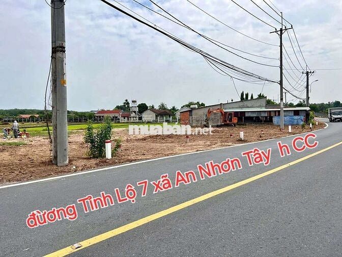 Đất mt Tỉnh Lộ 7 đường nhựa gần QL 22