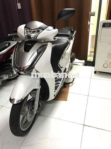 SH 2019 , đăng ký 2021 màu trắng camay khoá smacke